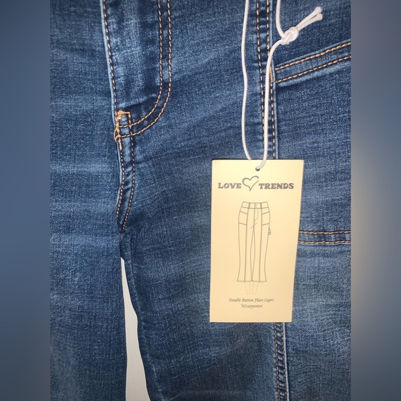 Low rise Flared Capri Carpenter Jeans new women’s size 9 - Picture 2 of 9